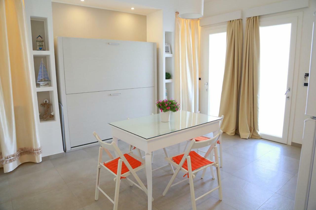 Hôtel Casa Vacanze Coralloholiday à Torre Lapillo Extérieur photo